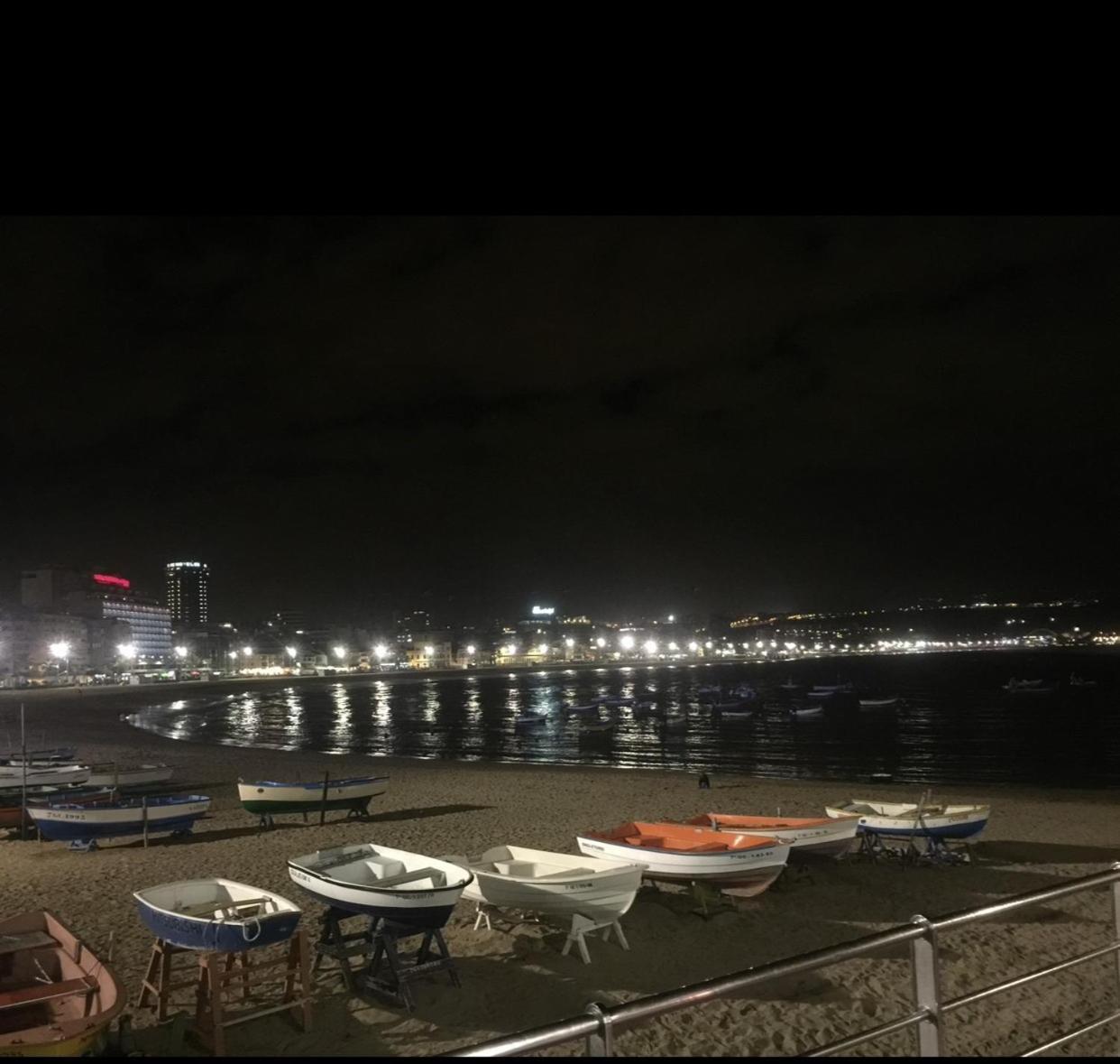 Las Canteras Beach Las Palmas de Gran Canaria Exterior photo